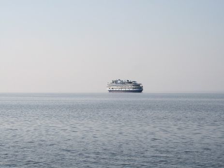 Пограничники обнаружили российское судно недалеко от берега в Азовском море