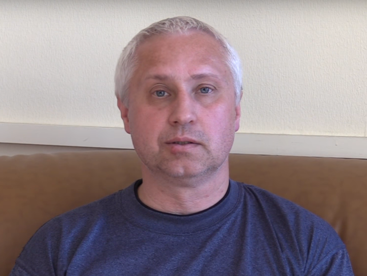 Освобожденный из плена судья Руденко рассказал, что боевики заставили его отказаться от обмена