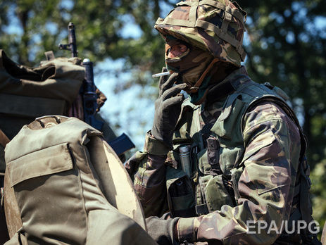На стороне боевиков на Донбассе воюют до 10 граждан Чехии – посол