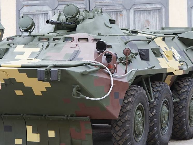 На Крещатике в Киеве открылась выставка военной техники "Міць нескорених"