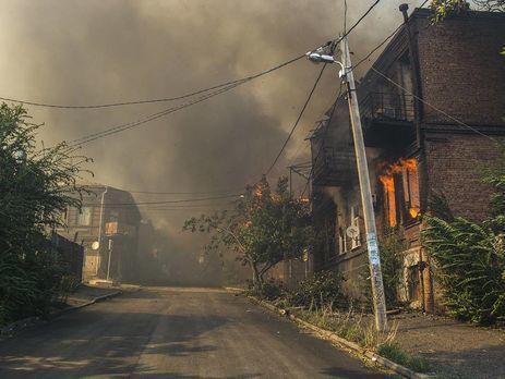 Пожар в Ростове-на-Дону начался из-за умышленных поджогов в нескольких местах
