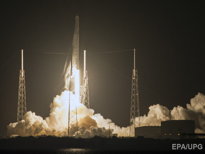 Маск показал кадры неудачных приземлений и запусков ракеты Falcon 9