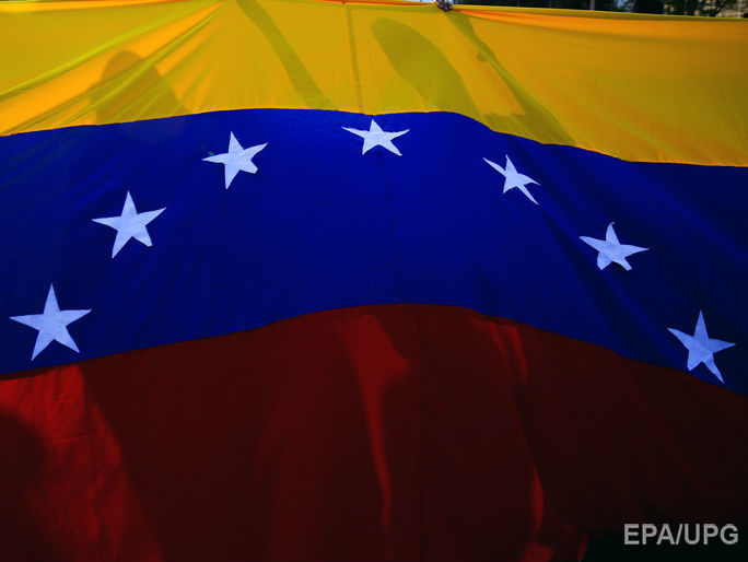 В Венесуэле начался преддефолтный отсчет – Bloomberg