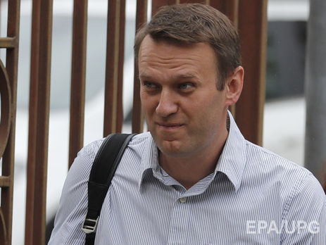 Навального задержали в подъезде дома в Москве