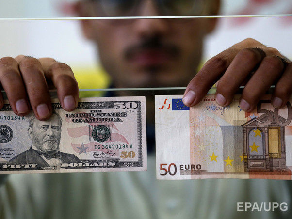 Курс евро к доллару упал после референдума в Каталонии