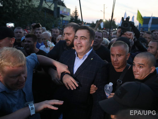 10 сентября возле "Краковца" собралось 172 противника въезда Саакашвили в Украину – полиция