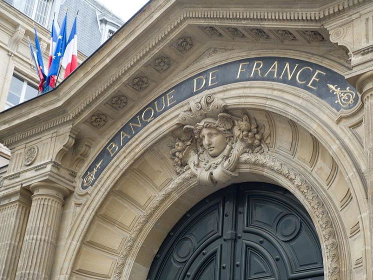 По делу о поджоге дверей Банка Франции задержаны Павленский и его жена &ndash; полиция