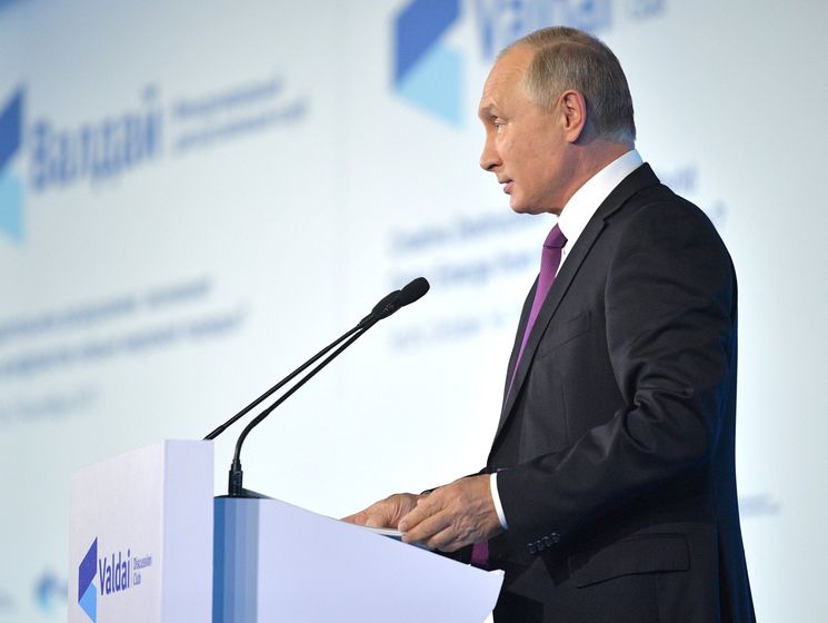 Путин заявил, что Украина саботирует "каждый пункт" Минских соглашений