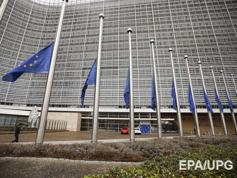 Жалобы на сексуальные домогательства в Еврокомиссии подают примерно раз в месяц – СМИ