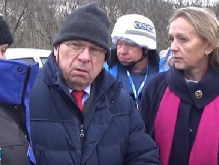 Представитель ОБСЕ Фриш посетил украинцев, удерживаемых на оккупированной территории Луганской области
