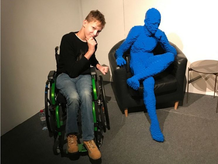 ﻿"Телефонуй Навальному!" У Санкт-Петербурзі підлітка на інвалідному візку змусили вийти з кінотеатру
