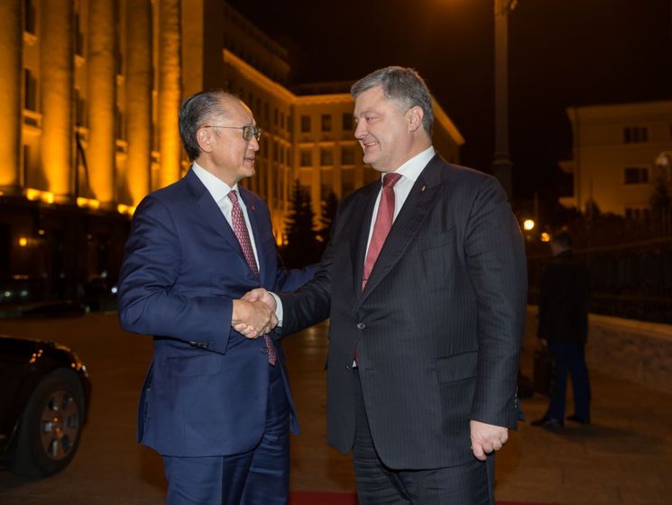 Порошенко и президент Всемирного банка обсудили реализацию украинских реформ