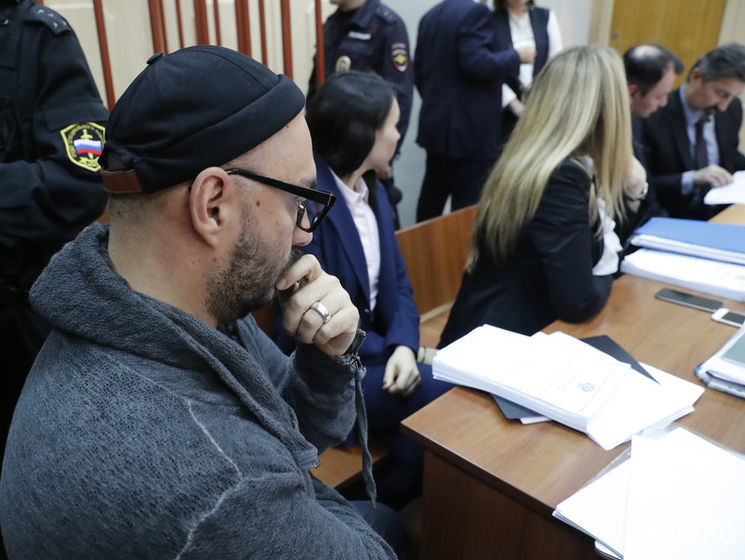 Суд отказал защите Серебренникова в освобождении из-под домашнего ареста