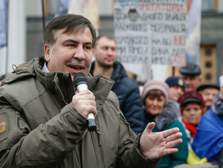 Сакварелидзе: У Саакашвили дома ломают дверь