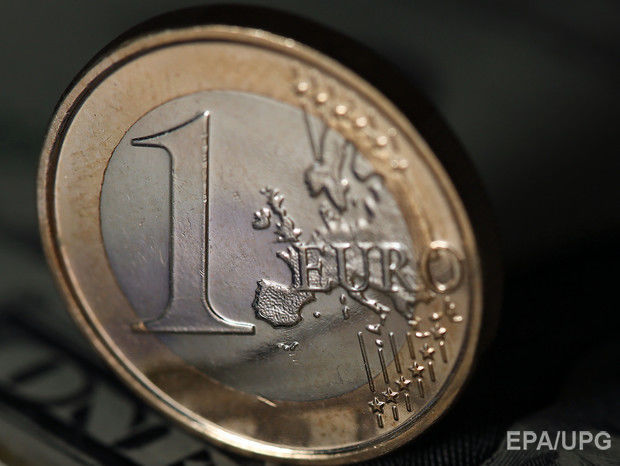 ﻿Гривня до євро зміцнилася до 32,18 грн/€