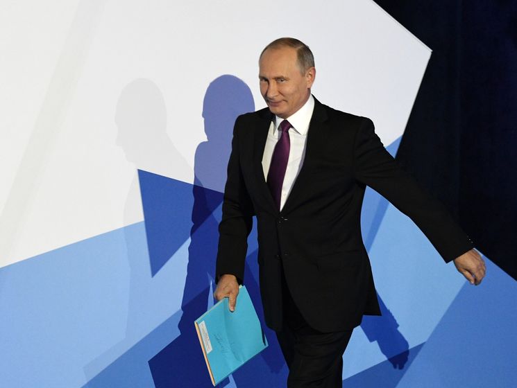Орешкин о Путине и ОРДЛО: Есть смысл ожидать смягчения риторики и подготовки общественного мнения к "сливу"