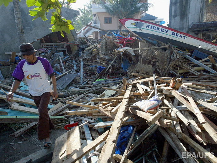 У берегов Индонезии произошло землетрясение магнитудой 7,3, есть угроза цунами