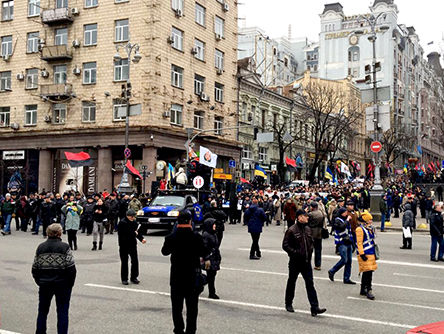 В полиции заявили, что в марше "За импичмент", организованном партией "Рух нових сил" Саакашвили, принимает участие около 2 тыс. человек