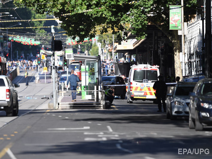 В Мельбурне автомобиль наехал на пешеходов, пострадали минимум 13 человек