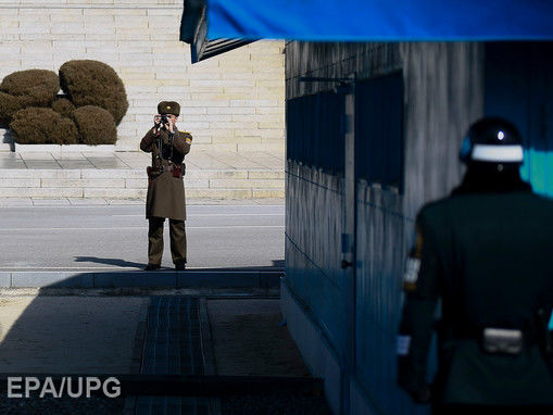 Северокорейский солдат под покровом тумана бежал в Южную Корею, на границе была перестрелка