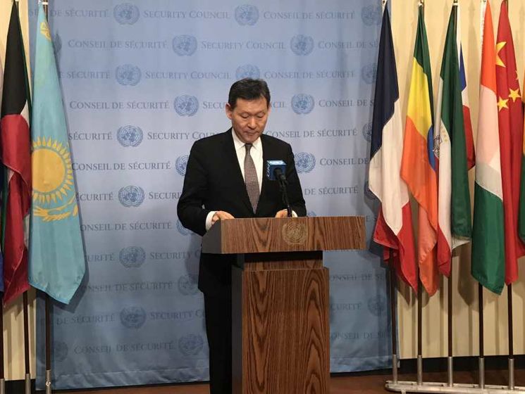 Постпред Казахстана при ООН предложил перенести переговоры по Донбассу в Астану