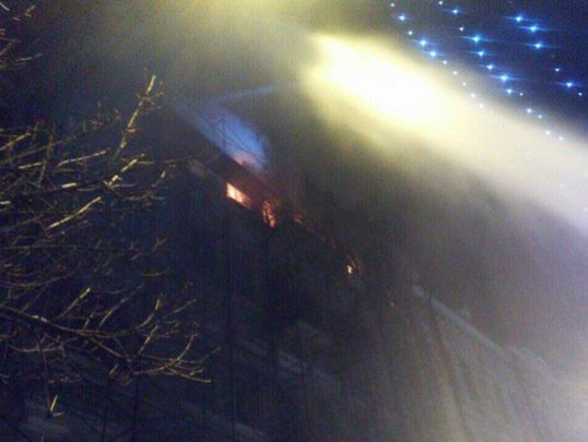 Пожар в историческом здании в центре Киева локализован