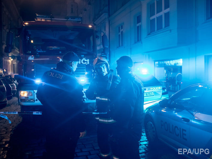 В центре Праги горел отель, два человека погибли, девять пострадали
