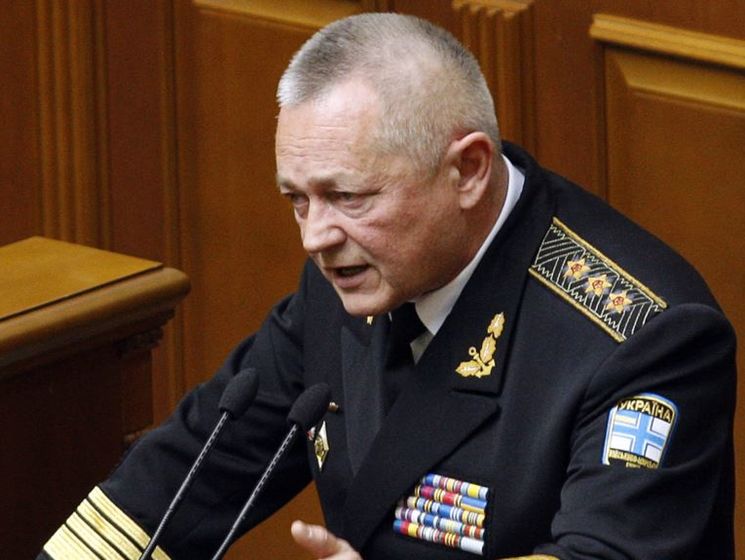 Экс-руководитель Минобороны Тенюх рассказал, что в 2014 году отдал приказ держать в Крыму "жесткую оборону"