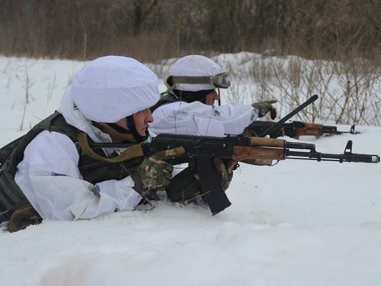 С территории России обстреляли охранявших границу Украины военных – штаб АТО
