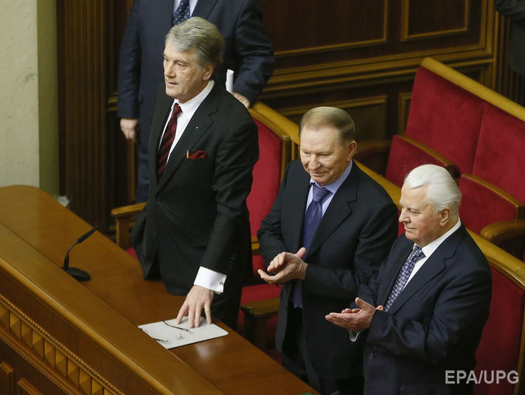Кравчук, Кучма і Ющенко закликали Порошенка оголосити 2018-й роком утвердження державної мови в Україні