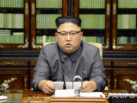Ким Чен Ын заявил о желании поддерживать "теплый климат примирения" с Южной Кореей