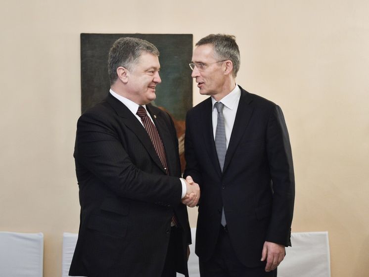 Порошенко обсудил со Столтенбергом перспективы усиления взаимодействия Украины с НАТО