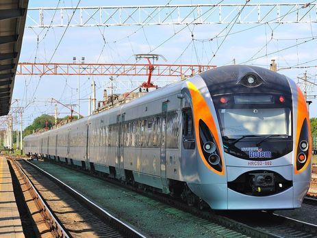 "Укрзалізниця" запустила онлайн-продажу билетов на два международных поезда