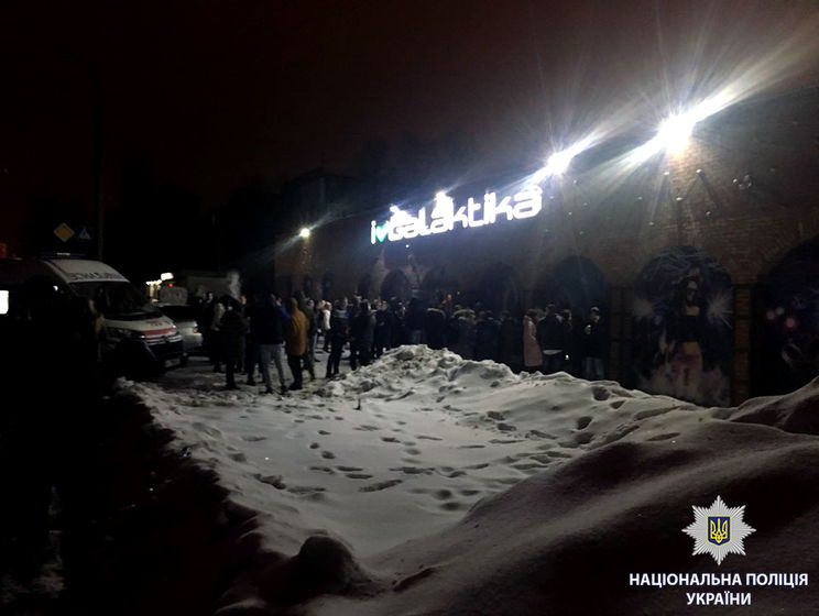 В Харькове из клуба полиция эвакуировала 1500 человек
