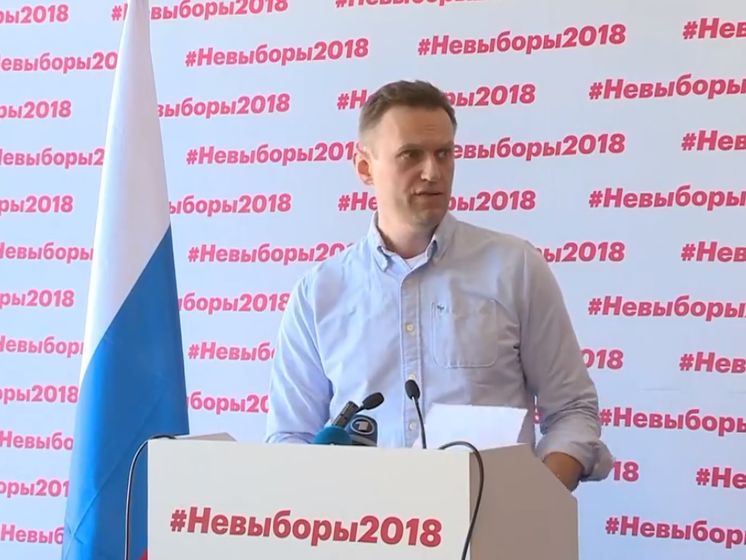 Навальный заявил о "беспрецедентном давлении" на своих наблюдателей на выборах президента РФ