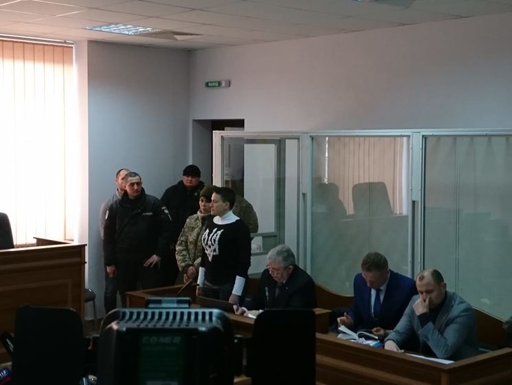 Савченко разрешили находиться вне прозрачного бокса в суде по избранию меры пресечения