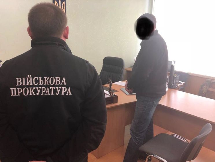 В Запорожской области арестовали сельского голову, пытавшегося подкупить заместителя военного прокурора