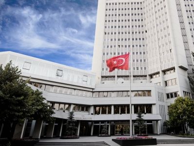 МИД Турции осудил химатаку в Сирии и призвал международное сообщество отреагировать