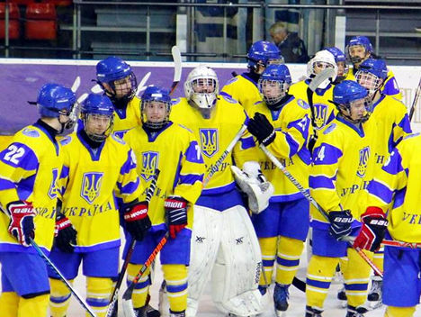 Зірки українського спорту закликали підтримати юніорську збірну України з хокею перед чемпіонатом світу. Відео