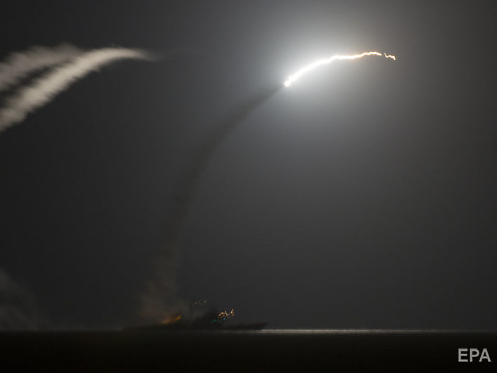 США и их союзники для ударов по объектам в Сирии задействовали авиацию и флот – СМИ