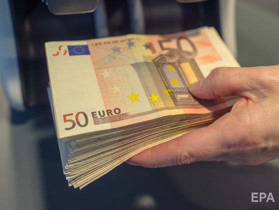 Курс гривны к евро упал до 32,39 грн/€