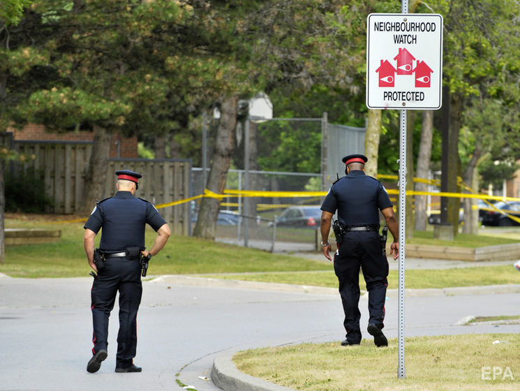В Торонто грузовик въехал в толпу, очевидцы сообщают о нескольких погибших