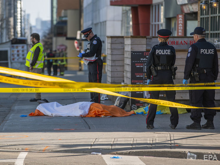 Підозрюваному у наїзді на пішоходів у Торонто висунули обвинувачення