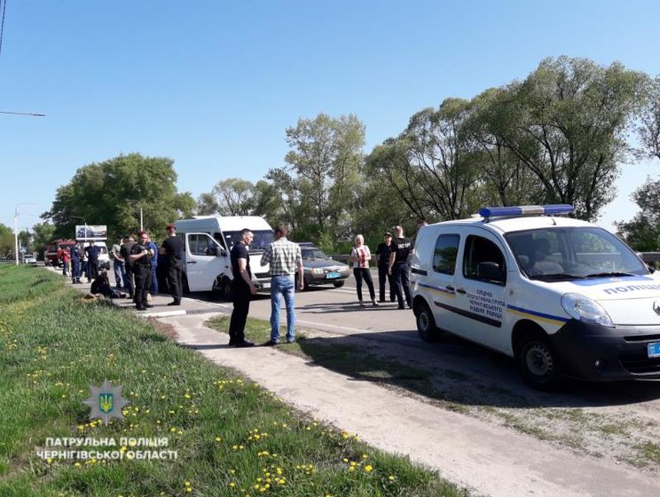 В Черниговской области полиция задержала мужчину, который угрожал взорвать рейсовый автобус