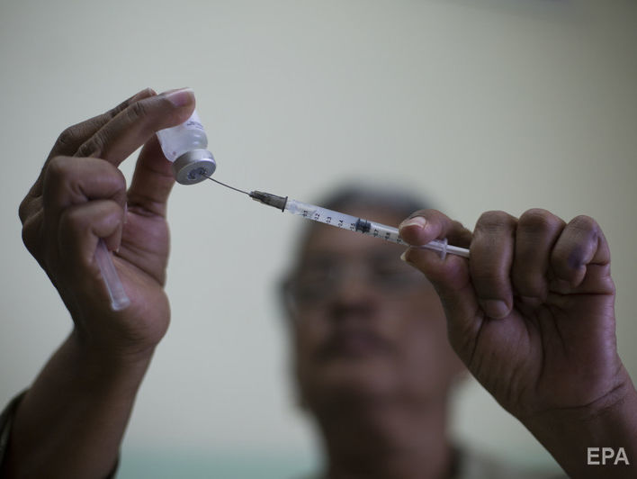 В Україні тимчасово заборонили вакцини для профілактики поліомієліту та правця через смерть двох дітей