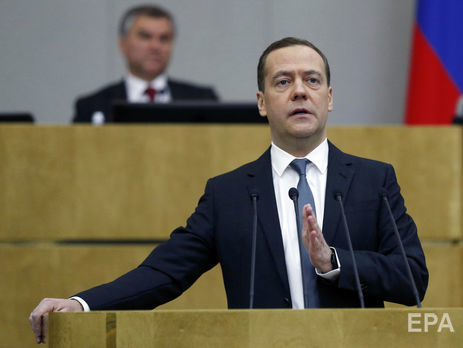 Путин внес кандидатуру Медведева на пост премьера России