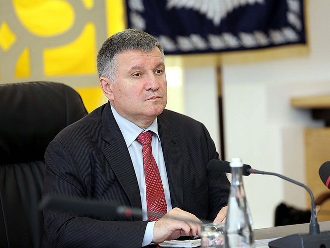 Аваков утверждает, что летом будет подготовлен план деоккупации Донбасса