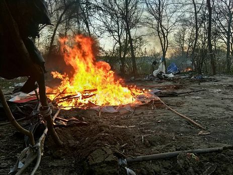 Во Львовской области неизвестные сожгли табор ромов – омбудсмен