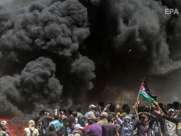 В секторе Газа в ходе протестов погибли 52 палестинца