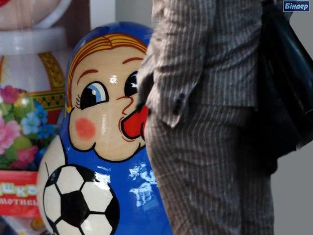 Соцмережі відреагували на російську "матрьошку-пустунку", зроблену до чемпіонату світу з футболу